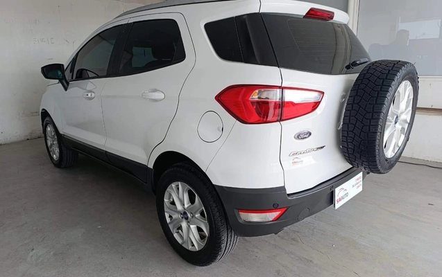 imagem-https://www.socarrao.com.br/sc-vehicle-images-prod/2799761/1789482979840-559946d7795747ecb137843ab73a5e62_1776274188043.jpg
