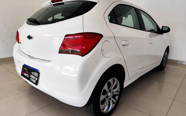 imagem-https://www.socarrao.com.br/sc-vehicle-images-prod/2799783/1786738391995-5190be1a9362496fbfcf5b17163db961_1770734160017.jpeg