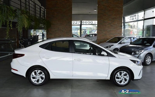 imagem-https://www.socarrao.com.br/sc-vehicle-images-prod/2799789/1789415523050-8304626_6_B_f4cf51b427.jpeg