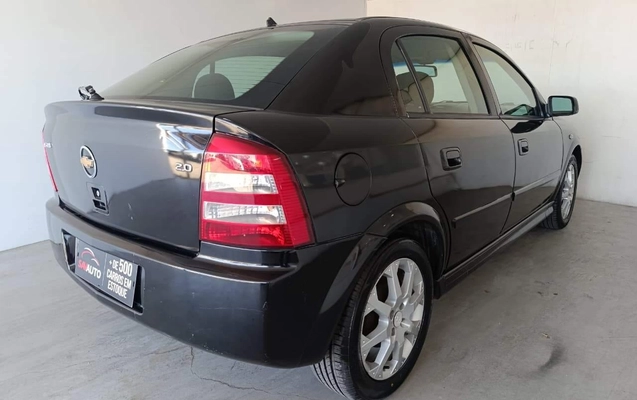 imagem-https://www.socarrao.com.br/sc-vehicle-images-prod/2799804/1789408621241-60138bfb5dd74fbf99f842b9da117119_1763047115612.jpeg
