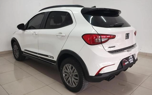 imagem-https://www.socarrao.com.br/sc-vehicle-images-prod/2799828/1786738520507-9943d29ec03240d1876eae845f4844d3_1755548508844.jpg