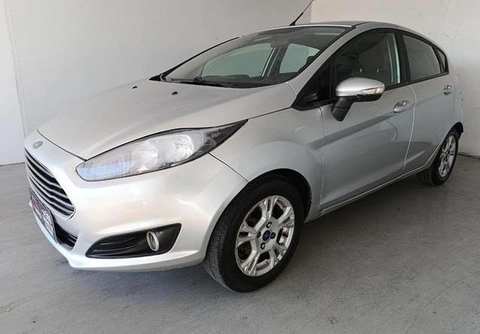Ford Fiesta 1.6 16V Flex Mec. 5p 2016 Prata — foto 1 de 3