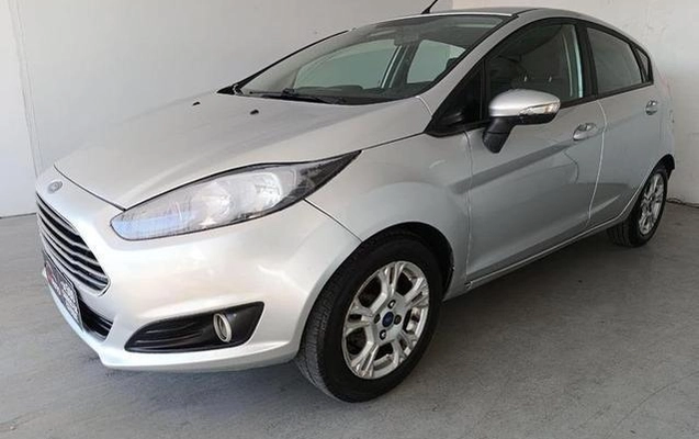 imagem-https://www.socarrao.com.br/sc-vehicle-images-prod/2799833/1786738541872-bf6d075fcbe74e0597f87109e9c413d3_1755559923710.jpg