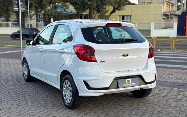 imagem-https://www.socarrao.com.br/sc-vehicle-images-prod/2799841/1784742008635-8_063630.jpg
