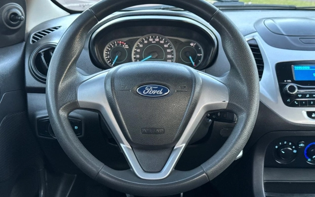 imagem-https://www.socarrao.com.br/sc-vehicle-images-prod/2799841/1784742008636-5_063630.jpg