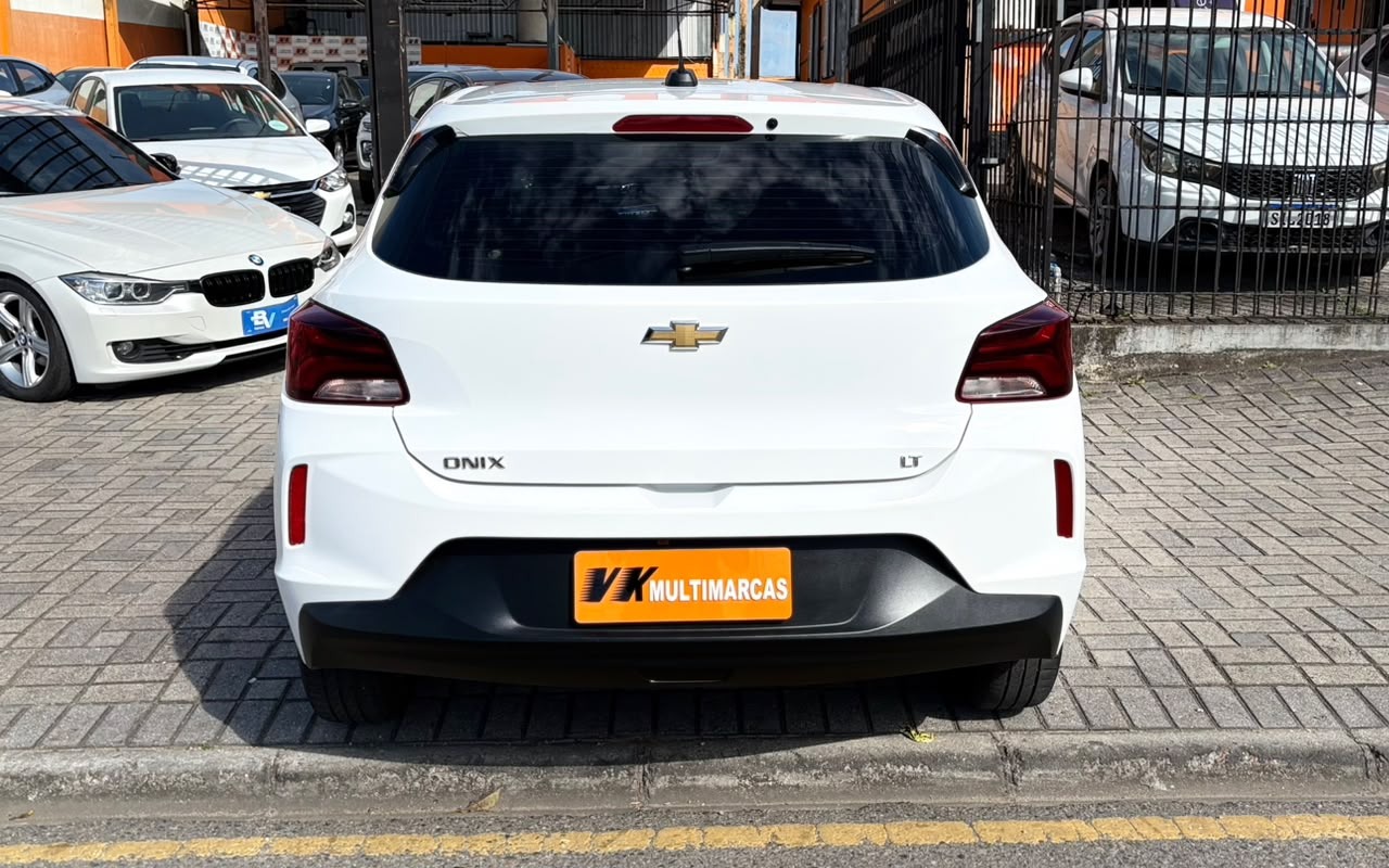 imagem-https://www.socarrao.com.br/sc-vehicle-images-prod/2800128/1784744305922-V2hhdHNBcHAgSW1hZ2UgMjAyNi0wNy0yMSBhdCAxMS4wMS41MiAoMSkuanBlZw.jpeg