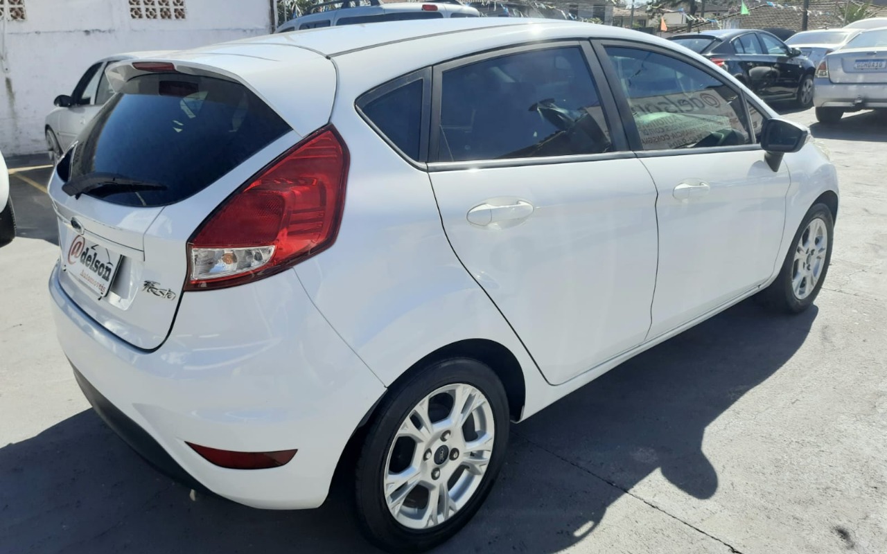 imagem-https://www.socarrao.com.br/sc-vehicle-images-prod/2800131/1784744348859-MDQuamZpZg.jfif