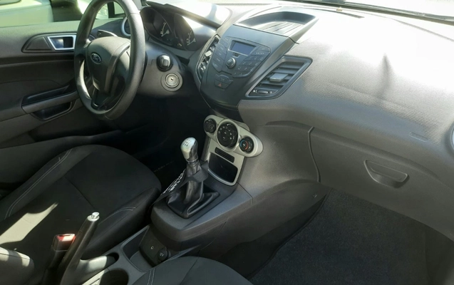 imagem-https://www.socarrao.com.br/sc-vehicle-images-prod/2800131/1784744349517-MDkuamZpZg.jfif