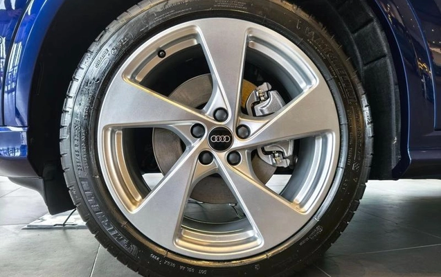 imagem-https://www.socarrao.com.br/sc-vehicle-images-prod/2800188/1784744532123-8304919_10_B_2e6891eea6.jpeg