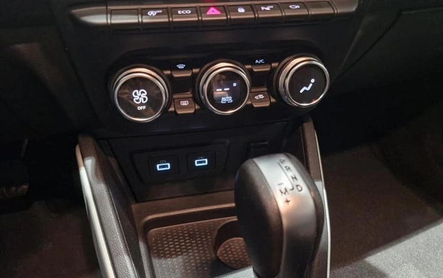imagem-https://www.socarrao.com.br/sc-vehicle-images-prod/2800207/1792585813734-8217455_3_B_24a0bdef94.jpeg