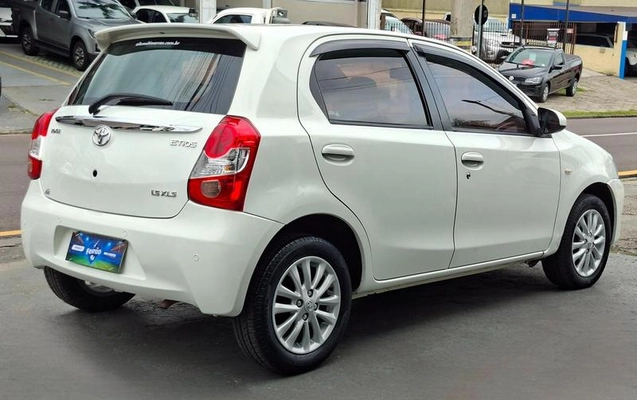 imagem-https://www.socarrao.com.br/sc-vehicle-images-prod/2800236/1789180357099-8260398_4_B_4e61398740.jpeg