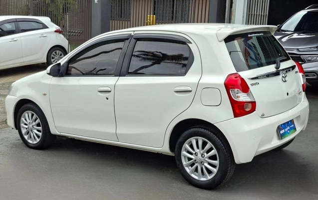 imagem-https://www.socarrao.com.br/sc-vehicle-images-prod/2800236/1789180357101-8260398_6_B_958ca2f5ea.jpeg