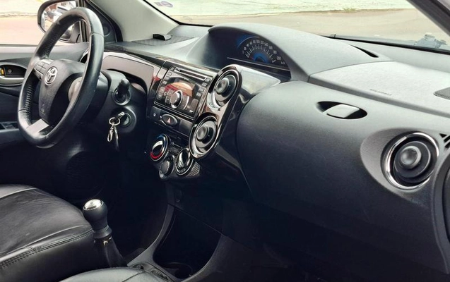 imagem-https://www.socarrao.com.br/sc-vehicle-images-prod/2800236/1789180357102-8260398_7_B_75f5f285b5.jpeg