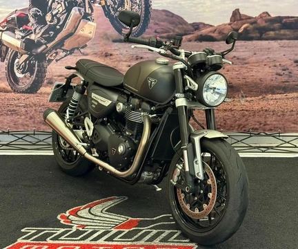 TRIUMPH Speed Twin 1200cc 2024 Cinza — foto 1 de 3