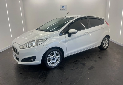 Ford Fiesta SE 1.6 8V Flex 5p 2015 Branco — foto 1 de 3