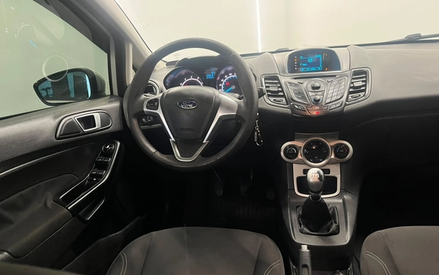 imagem-https://www.socarrao.com.br/sc-vehicle-images-prod/2800323/1784745238616-6_032545.jpg