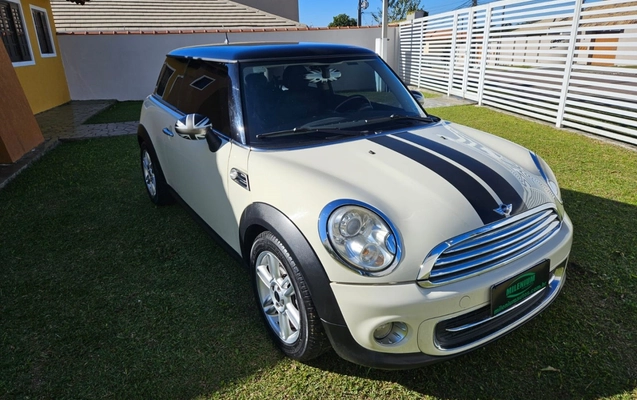 imagem-https://www.socarrao.com.br/sc-vehicle-images-prod/2800439/1784745873803-4_113146.jpg