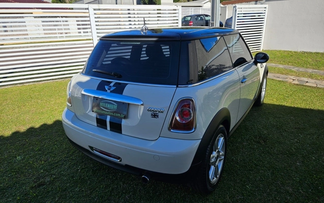 imagem-https://www.socarrao.com.br/sc-vehicle-images-prod/2800439/1784745873810-9_113146.jpg