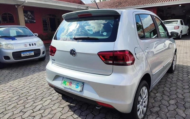 imagem-https://www.socarrao.com.br/sc-vehicle-images-prod/2800482/1785254673838-8304329_9_B_33196991fb.jpeg