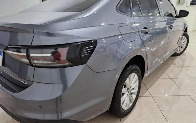 imagem-https://www.socarrao.com.br/sc-vehicle-images-prod/2800483/1791580313350-8268641_2_B_9d96056eda.jpeg