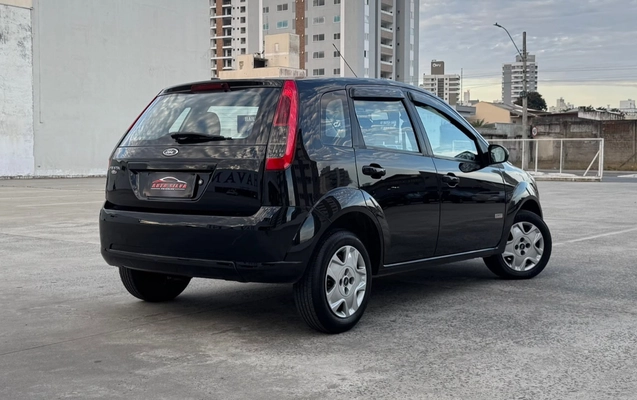 imagem-https://www.socarrao.com.br/sc-vehicle-images-prod/2800565/1784746460072-V2hhdHNBcHAgSW1hZ2UgMjAyNi0wNy0yMSBhdCAxNy40Ny4wNiAoMSkuanBlZw.jpeg