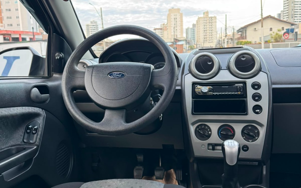 imagem-https://www.socarrao.com.br/sc-vehicle-images-prod/2800565/1784746460154-V2hhdHNBcHAgSW1hZ2UgMjAyNi0wNy0yMSBhdCAxNy40Ny4wNiAoMikuanBlZw.jpeg