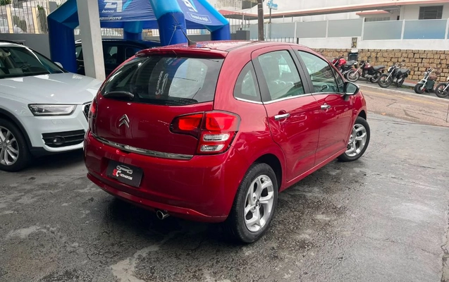 imagem-https://www.socarrao.com.br/sc-vehicle-images-prod/2800604/1789225179856-gb-e32c019.jpeg