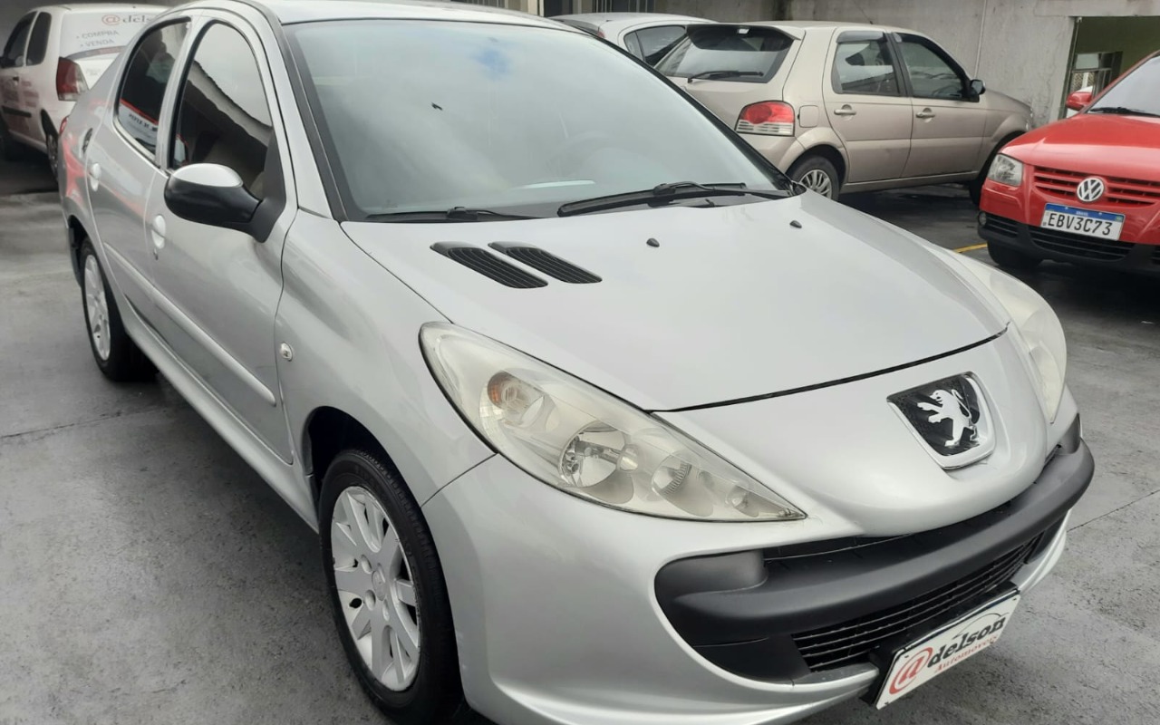 Peugeot 207 Sedan Passion Xr 1.4 Flex 8V 4P - foto 3