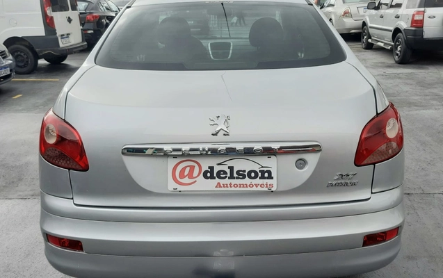 imagem-https://www.socarrao.com.br/sc-vehicle-images-prod/2800619/1784822140775-MDUuanBlZw.jpeg