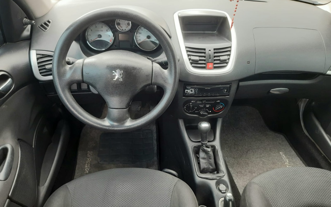 imagem-https://www.socarrao.com.br/sc-vehicle-images-prod/2800619/1784822141025-MDguanBlZw.jpeg