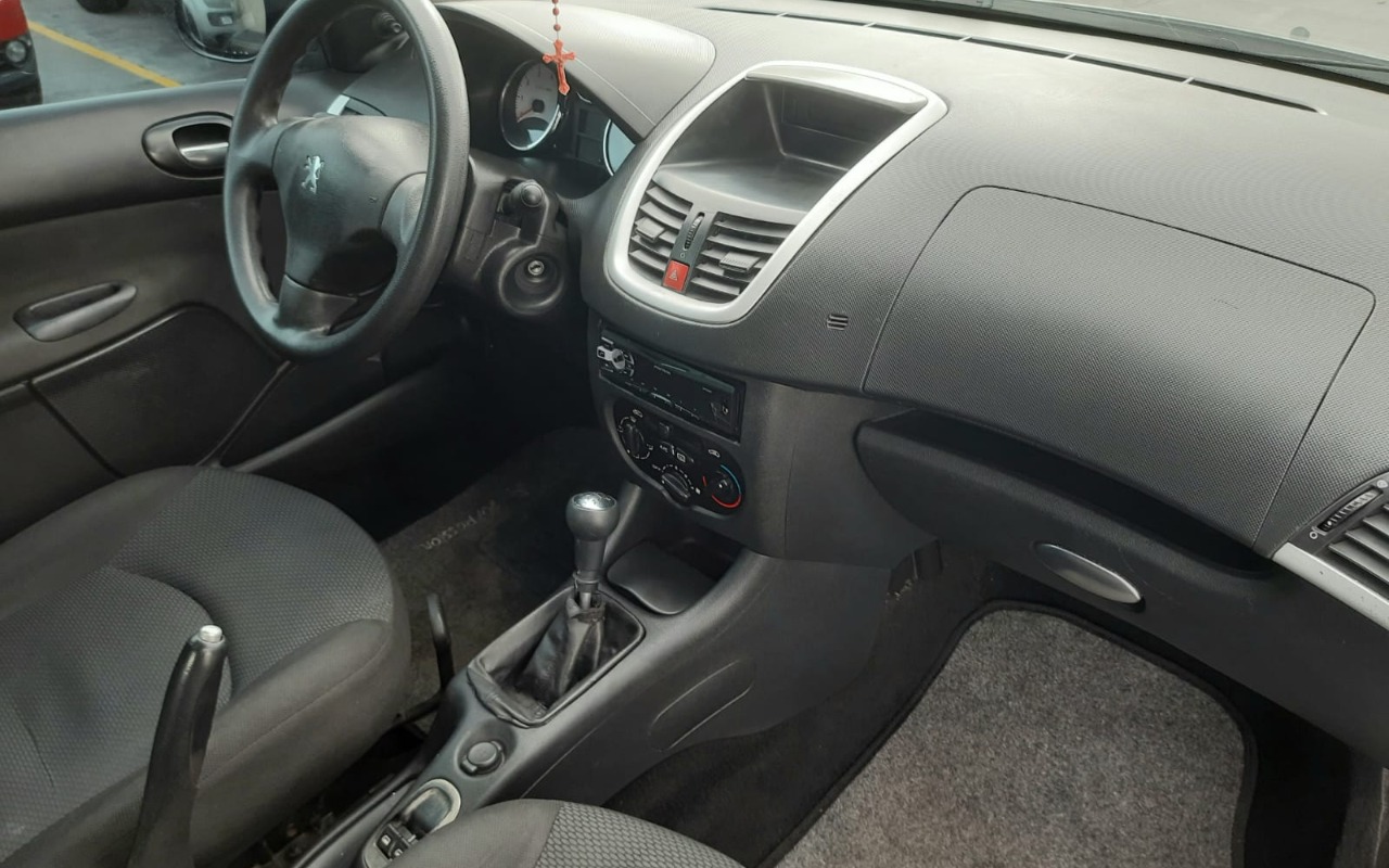 imagem-https://www.socarrao.com.br/sc-vehicle-images-prod/2800619/1784822141101-MDkuanBlZw.jpeg