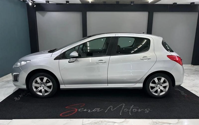 imagem-https://www.socarrao.com.br/sc-vehicle-images-prod/2800646/1789658051253-8305256_7_B_1a07f2b778.jpeg