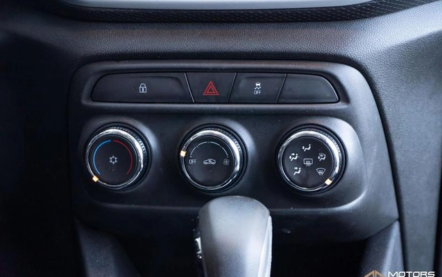imagem-https://www.socarrao.com.br/sc-vehicle-images-prod/2800826/1786814605579-8262468_10_B_34beaf44b7.jpeg