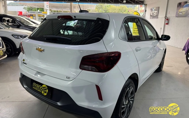 imagem-https://www.socarrao.com.br/sc-vehicle-images-prod/2800925/1789824089412-gb-98309b8.jpeg