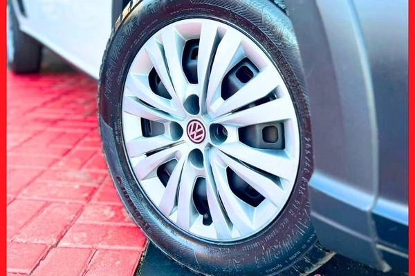 imagem-https://www.socarrao.com.br/sc-vehicle-images-prod/2800926/1784748706647-8161429_6_B_1c152faf38.jpg