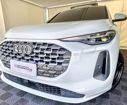 Audi Q5 2025 Branco — foto 1 de 3