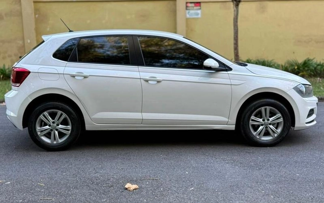 imagem-https://www.socarrao.com.br/sc-vehicle-images-prod/2801124/1786567591516-8208030_3_B_4db7644b78.jpeg