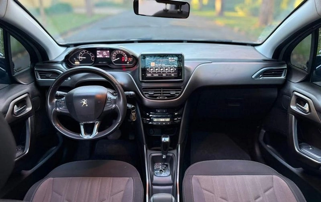 imagem-https://www.socarrao.com.br/sc-vehicle-images-prod/2801211/1787766481423-8227126_14_B_7b5b252197.jpeg