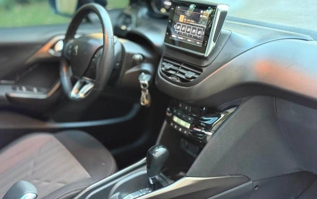 imagem-https://www.socarrao.com.br/sc-vehicle-images-prod/2801211/1787766481429-8227126_8_B_96a60e460a.jpeg