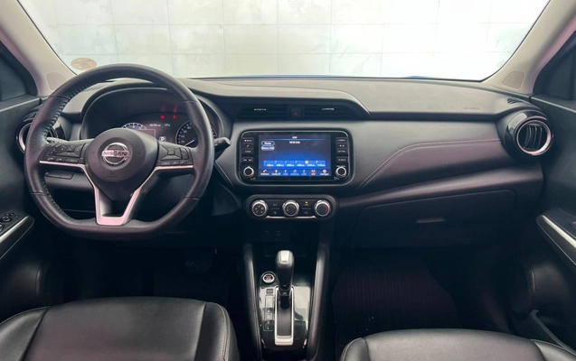 imagem-https://www.socarrao.com.br/sc-vehicle-images-prod/2801363/1789770892391-vZvboXKZStKFOkfKHWocUvn3bzSyHo7y.jpg