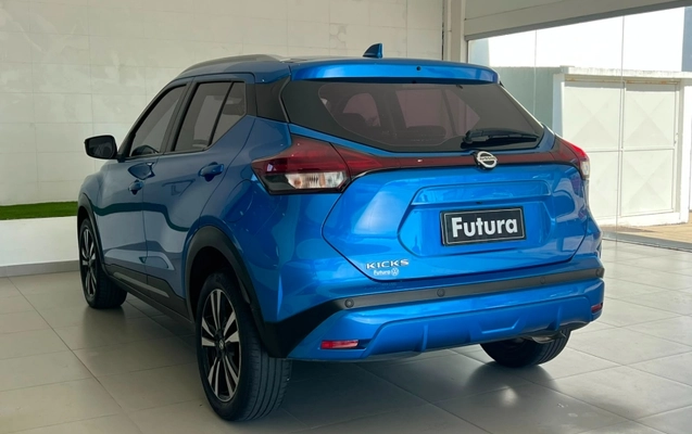 imagem-https://www.socarrao.com.br/sc-vehicle-images-prod/2801363/1789770892402-UdHLuSDLZz8M5js13d5xFVCCG2HkHBHz.jpg