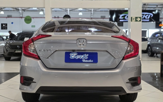 imagem-https://www.socarrao.com.br/sc-vehicle-images-prod/2801425/1784751840418-1_052117.jpg
