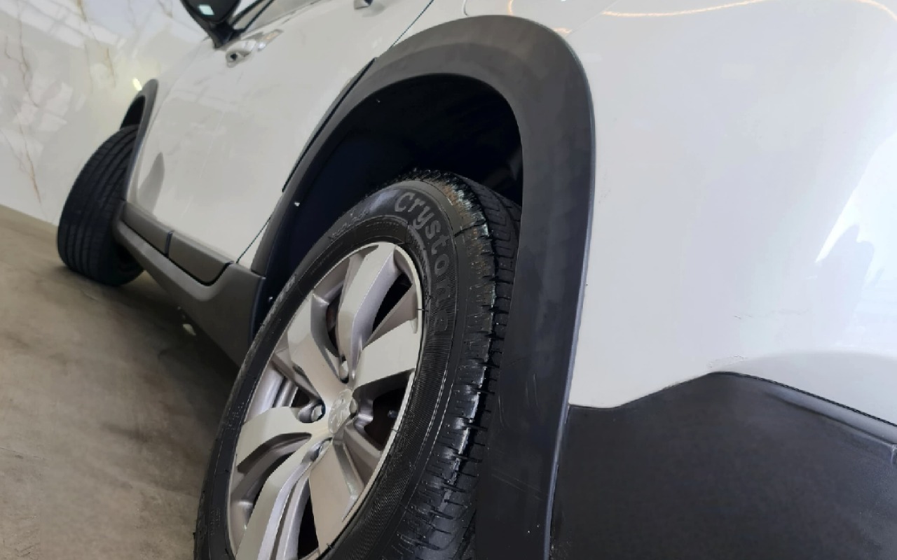 imagem-https://www.socarrao.com.br/sc-vehicle-images-prod/2801496/1784752167183-MTQuanBn.jpg