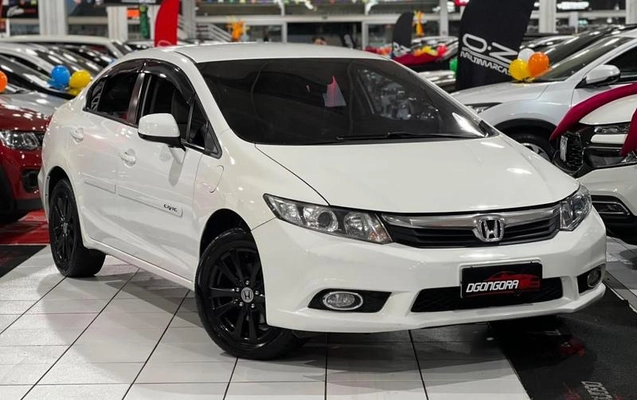 imagem-https://www.socarrao.com.br/sc-vehicle-images-prod/2801530/1790309238869-8305647_1_B_f498a17ffe.jpeg