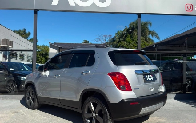 imagem-https://www.socarrao.com.br/sc-vehicle-images-prod/2801539/1787761152346-346c35aa5f634c3e980393e290fefac8_1784838879732.jpg