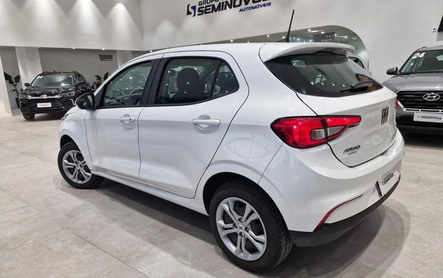 imagem-https://www.socarrao.com.br/sc-vehicle-images-prod/2801575/1784752629986-8277490_14_B_e2732bd0e7.jpeg