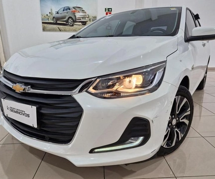 Chevrolet Onix 2024 Branco — foto 1 de 3