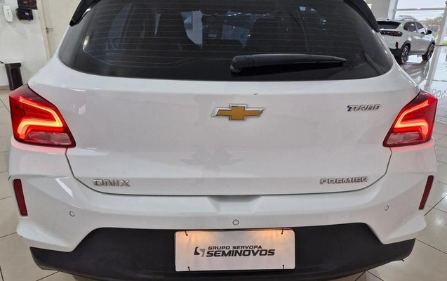 imagem-https://www.socarrao.com.br/sc-vehicle-images-prod/2801598/1784752709866-8194245_10_B_f5b254222d.jpeg