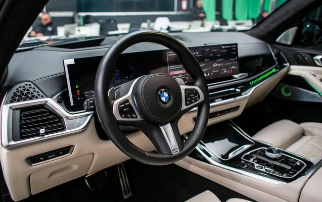 imagem-https://www.socarrao.com.br/sc-vehicle-images-prod/2801712/1785436121170-8278748_10_B_ceb224777e.jpeg