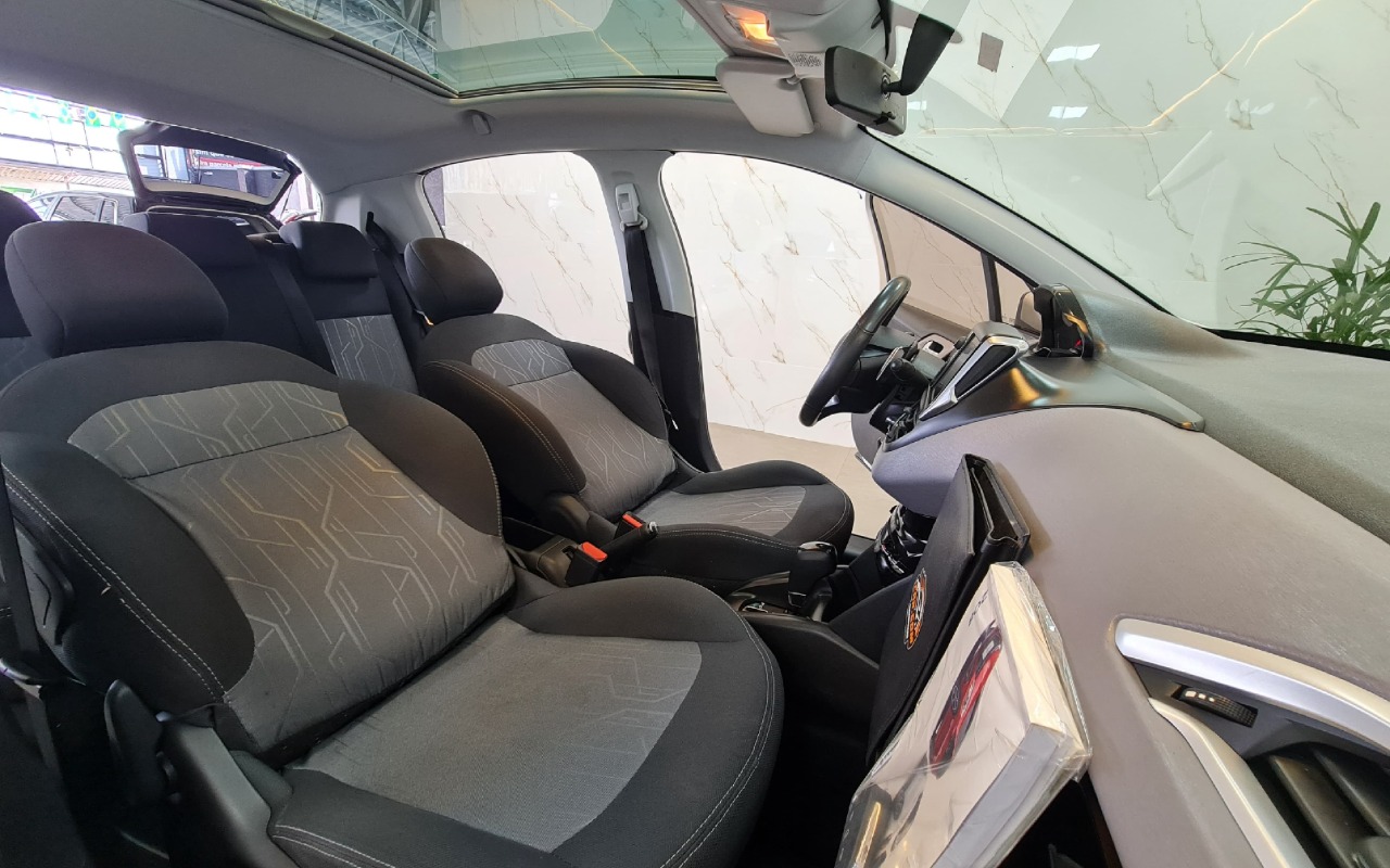 imagem-https://www.socarrao.com.br/sc-vehicle-images-prod/2801920/1784832976471-MTAuanBn.jpg